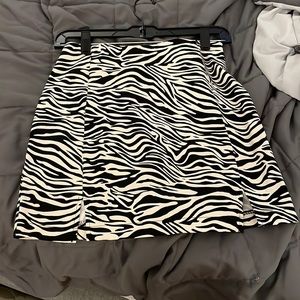 Super cute tight zebra skirt!